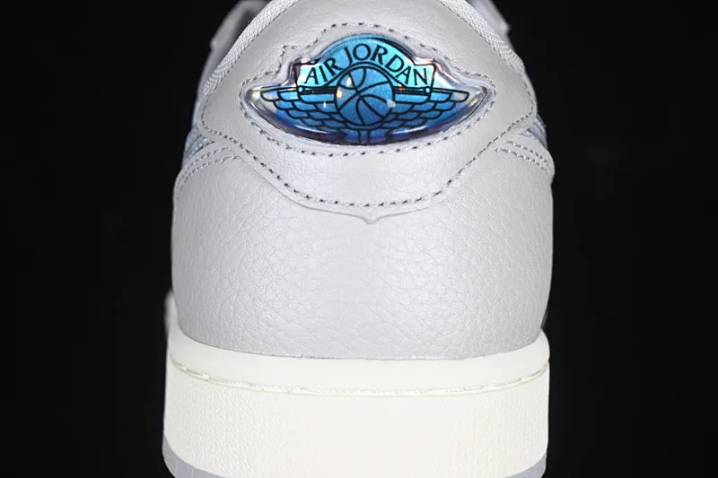 All Categories Air Jordan Jordan Series Basketball Shoes Air Jordan 1 Low Air Jordan 1 Low OG "CNY" AJ1 Joe 1 Year of the Snake Limited Silver Snake Low-top Retro Basketball Shoes HF3144-100